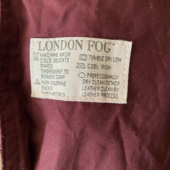 Burgundy London Fog Trench Coat with Detachable Leather Collar - Picture 11 of 13